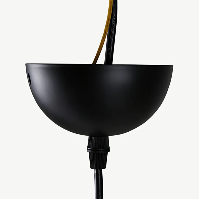Mustast metallist koonusekujuline ripplamp puidudetailiga Enif - 15504-888