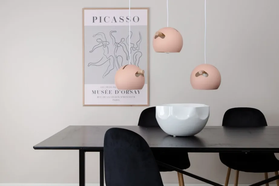 Tolmuroosa kolme kupliga Tubbie rippvalgusti pähklipuidu detailidega, 15507-809 – 6