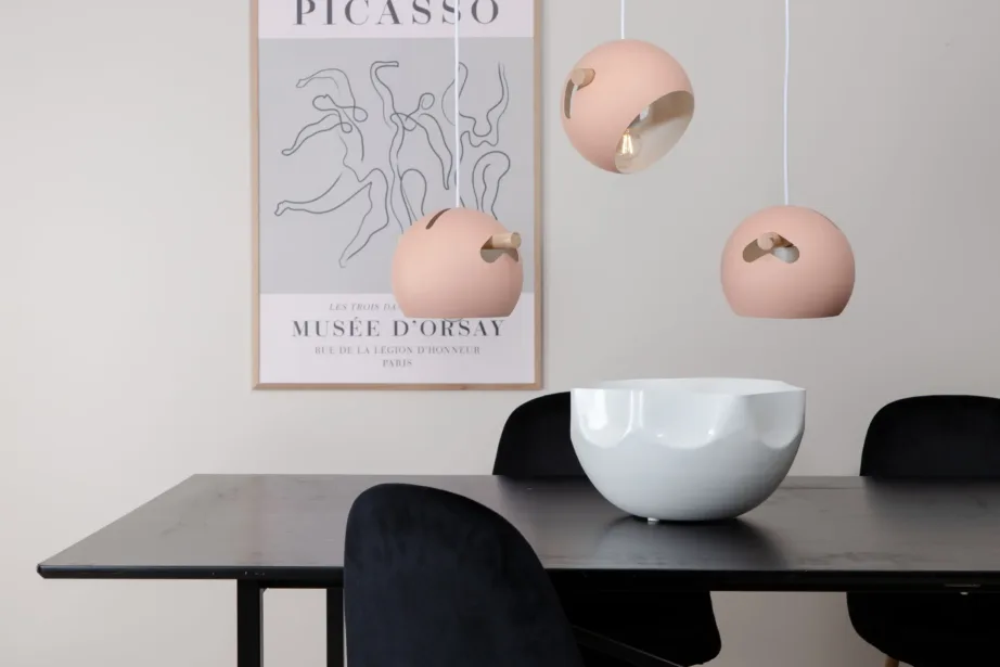 Tolmuroosa kolme kupliga Tubbie rippvalgusti pähklipuidu detailidega, 15507-809 – 8