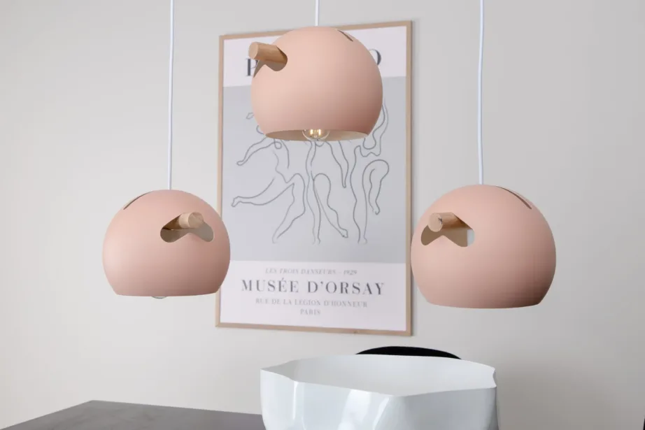 Tolmuroosa kolme kupliga Tubbie rippvalgusti pähklipuidu detailidega, 15507-809 – 13