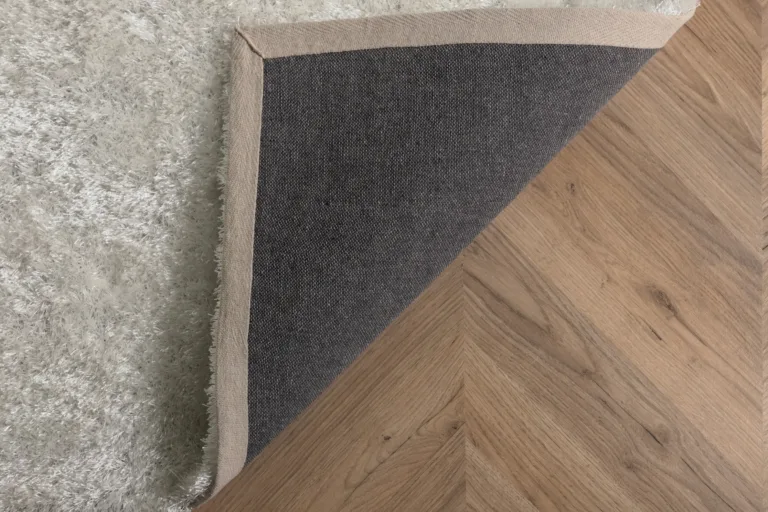 Valge kõrge karvaga vaip Mattis, 200x290 cm (polüester-puuvill) - 15511-300