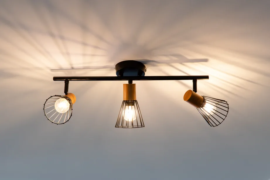 Reguleeritav must seinavalgusti Atticus, 3 lambipesaga, terastraadist varjundid ja pähklivärvi detailid, 15515-888 – 7