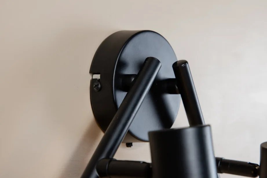 Neljaharuline must reguleeritav terasest seinavalgusti Pico, 15519-888 – 11