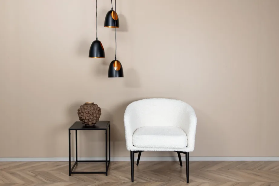 Kolme valgusallikaga musta tooniga rippvalgusti Elda vaskse sisemusega, terasest, 15534-888 – 5