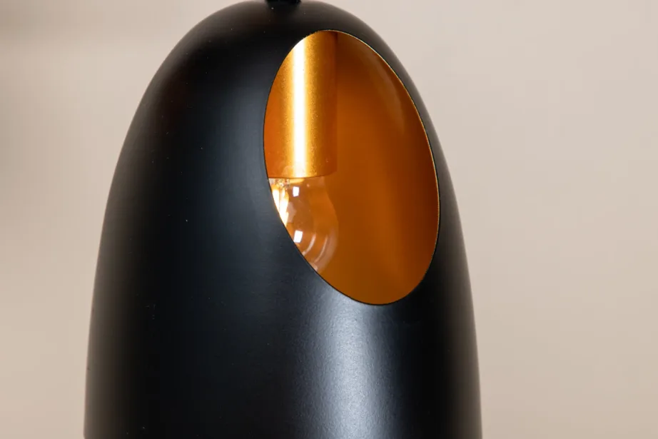 Kolme valgusallikaga musta tooniga rippvalgusti Elda vaskse sisemusega, terasest, 15534-888 – 9