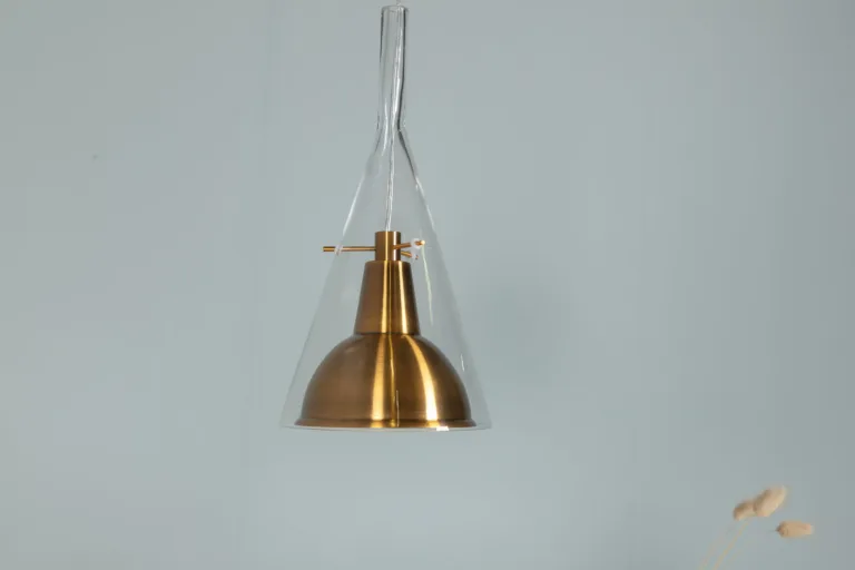 Klaasist rippvalgusti Sirius kuldse alumiiniumkupliga, ø 25 cm - 15537-708
