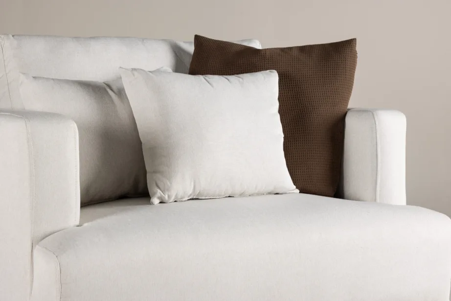 Beež linasegukangaga tugitool mustadel metalljalgadel Sofia sarjast, 15554-165 – 10