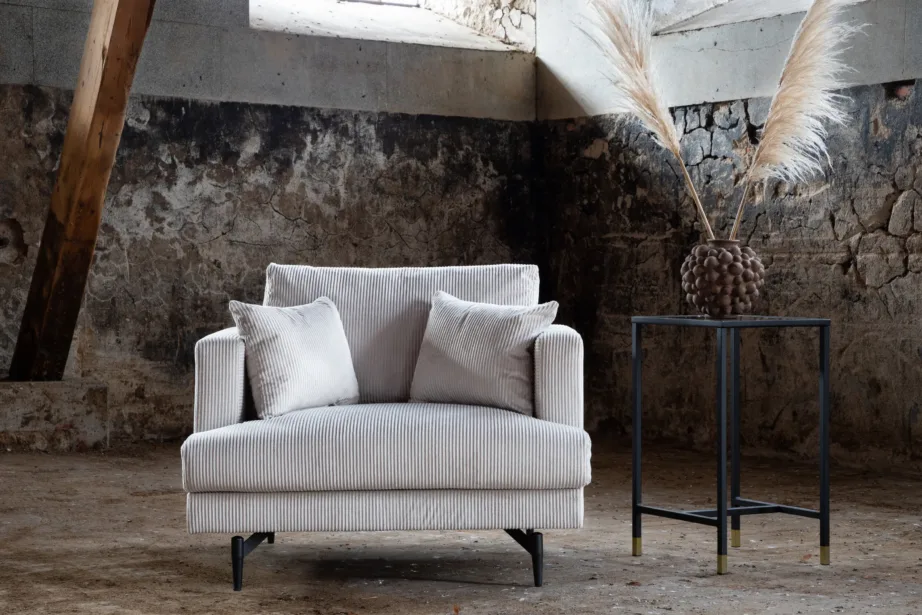 Beežist kordsametist tugitool Sofia mustade terasjalgadega, 15554-995 – 9