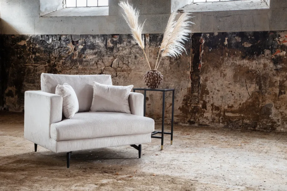 Beežist kordsametist tugitool Sofia mustade terasjalgadega, 15554-995 – 10