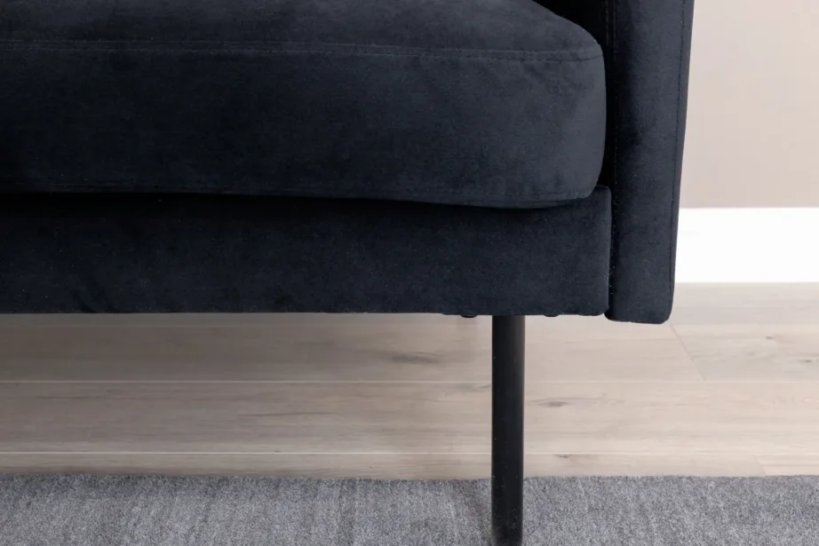 Kahekohaline must sametdiivan Zoom, metalljalgadel, 15555-888 – 9