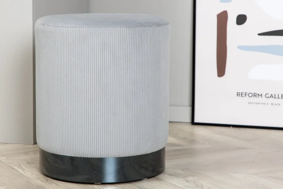 Benji ümmargune hallist kordkangast tumba musta terasalusega, 15561-995 – 7