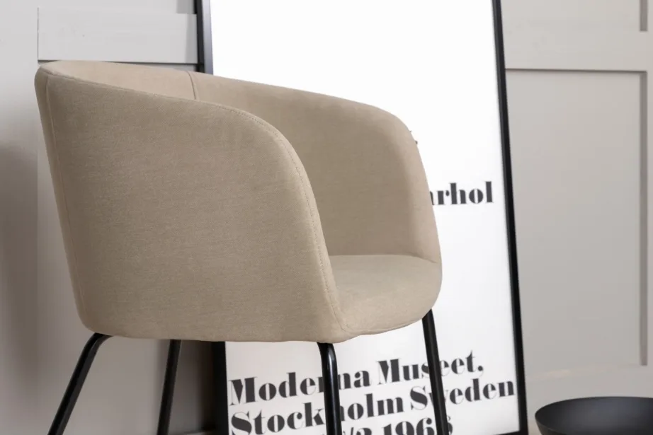 Beriti beež polüesterlinase kattega söögitool mustade terasjalgadega, 15562-810 – 9