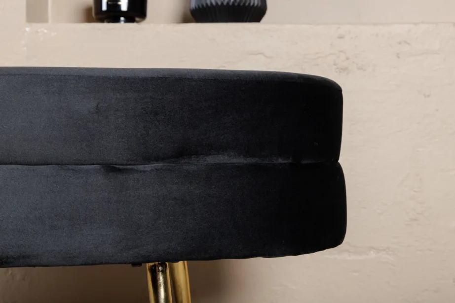 Ovaalne must samettumba Otto kuldsete metalljalgadega, 15569-888 – 11