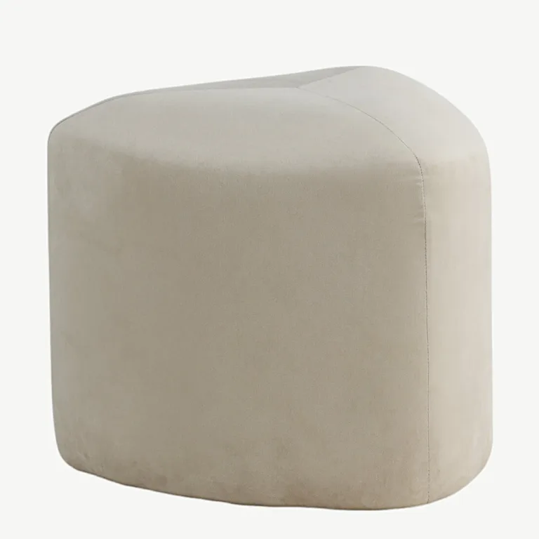 Kolmnurkne beež samettumba Peg, ø46 cm - 15570-880