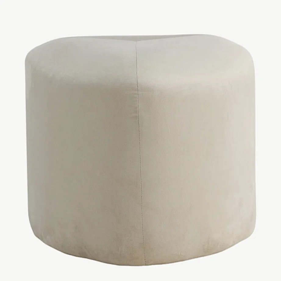 Kolmnurkne beež samettumba Peg, ø46 cm, 15570-880 – 5