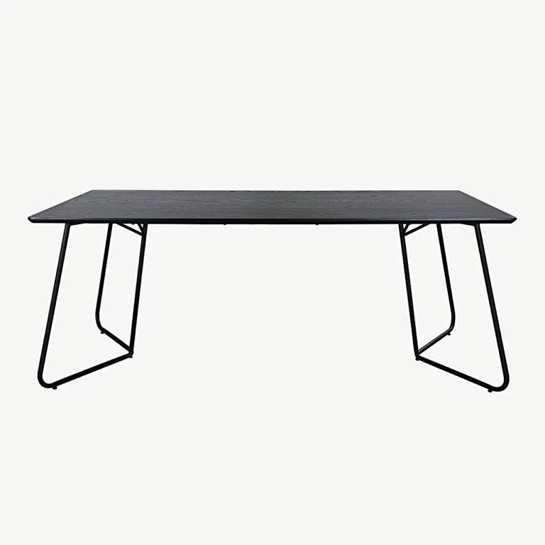 Must söögilaud Petra MDF-spooniga ja terasjalgadel, 190x90 cm - 15574-888