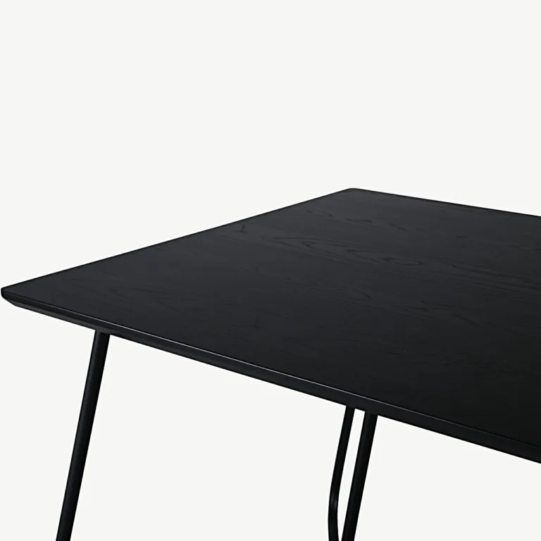 Must söögilaud Petra MDF-spooniga ja terasjalgadel, 190x90 cm - 15574-888