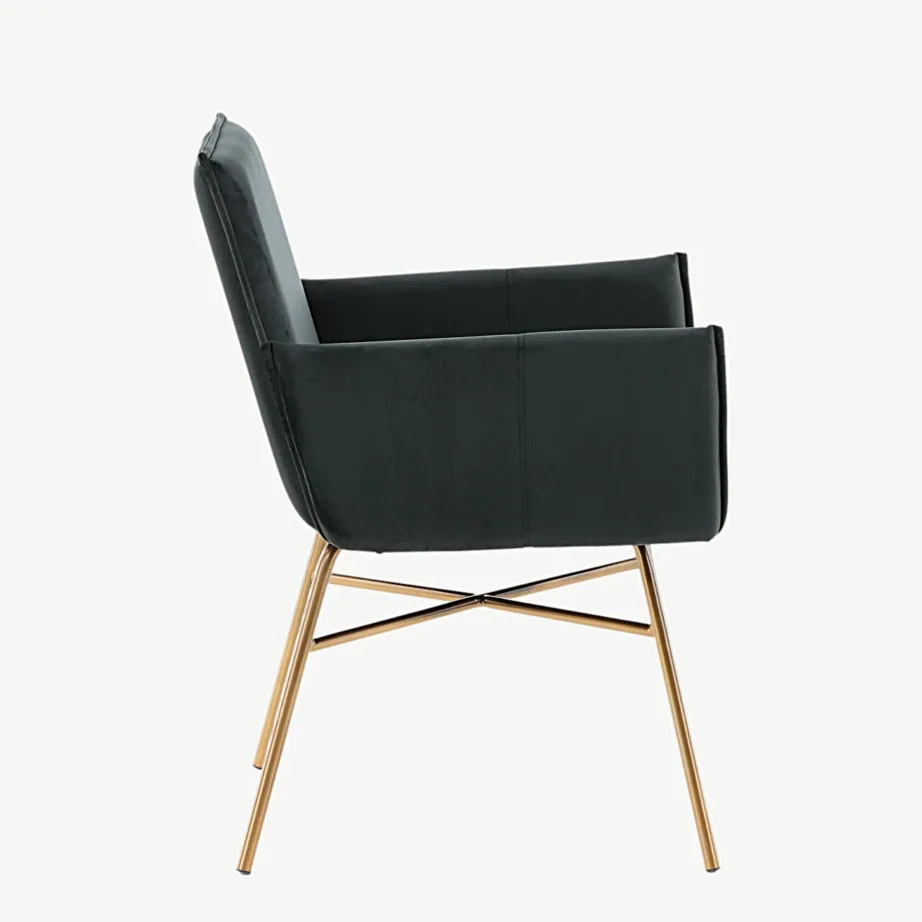 Mustast sametist söögitool vasksete terasjalgadega Petra kollektsioonist, 15575-898 – 2