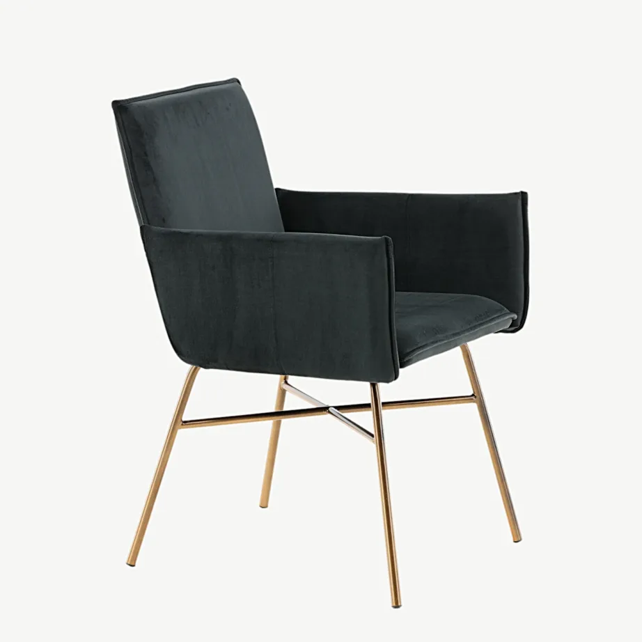 Mustast sametist söögitool vasksete terasjalgadega Petra kollektsioonist, 15575-898 – 3