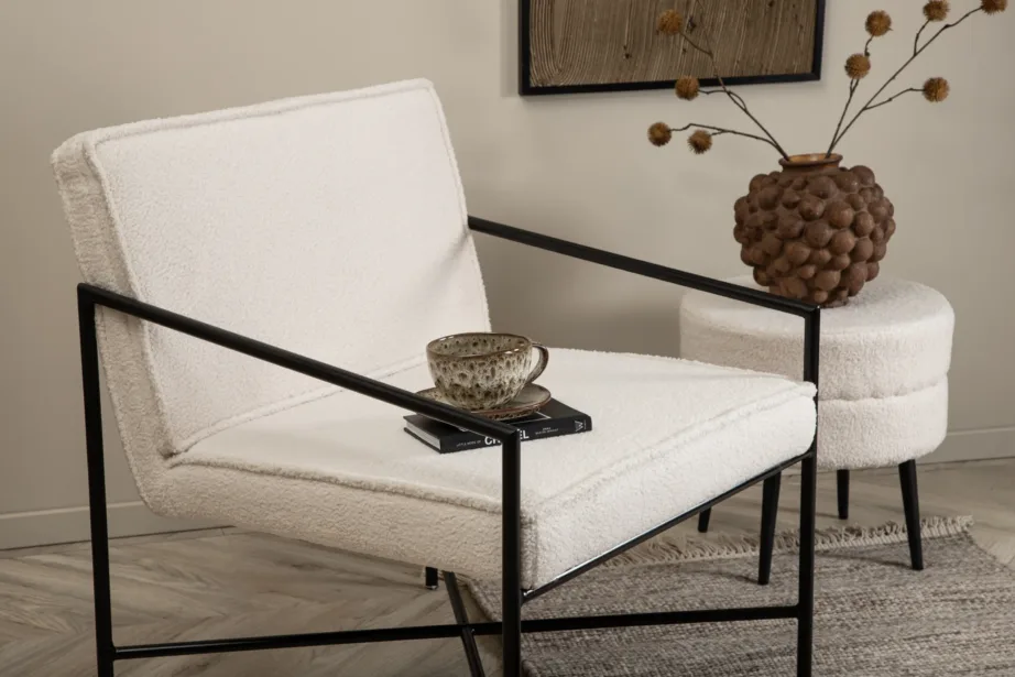 Moodsa murdvalge buklee-kangaga tugitool Rakel musta metallraamiga, 15578-400 – 9