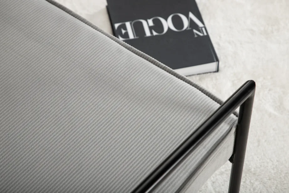 Hall bukleepolsterdusega tugitool Rakel mustal metallraamil, 15578-995 – 10