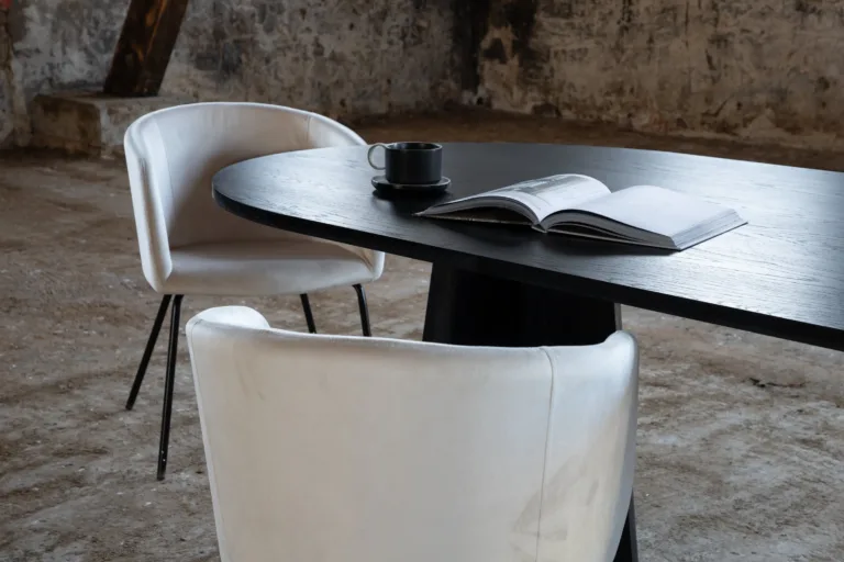 Ovaalne must söögilaud Bootcut, 230x115 cm (MDF, vineer) - 15587-848