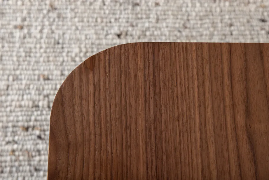 Ristkülikukujuline Uno pähklispooniga söögilaud mustade metalljalgadega, 15592-468 – 15