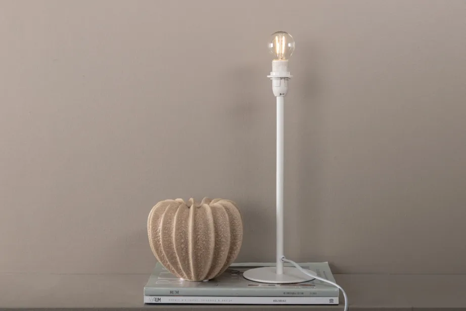 Klassikalise valge terasest lauavalgusti Dasiri, 15639-300 – 5