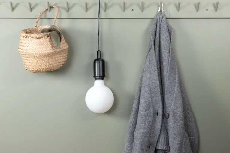 Must ripplamp Hang (terasest, minimalistliku disainiga) - 15641-338