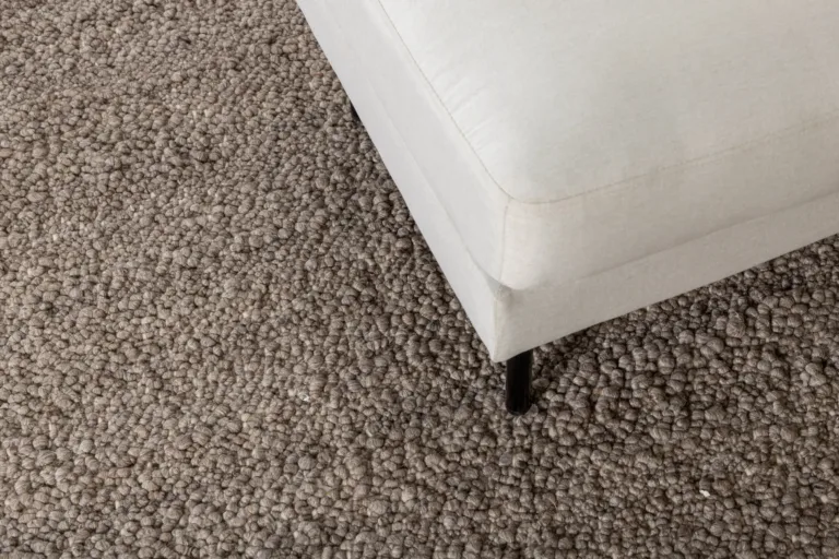Betina käsitsi kootud pruun villavaip narmastega, 300 × 200 cm - 15679-170