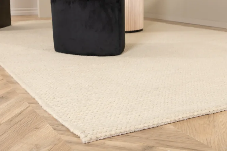Käsitsi kootud helebeež villavaip Marta, 160 × 230 cm - 15699-225