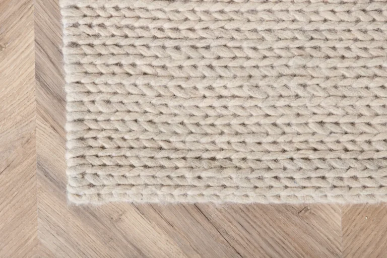 Käsitööna kootud valge villavaip Marta 250 × 350 cm - 15700-225
