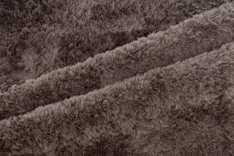 Šokolaadipruun pehme kõrge karvaga vaip Grace, 200 × 300 cm, polüester - 15701-880