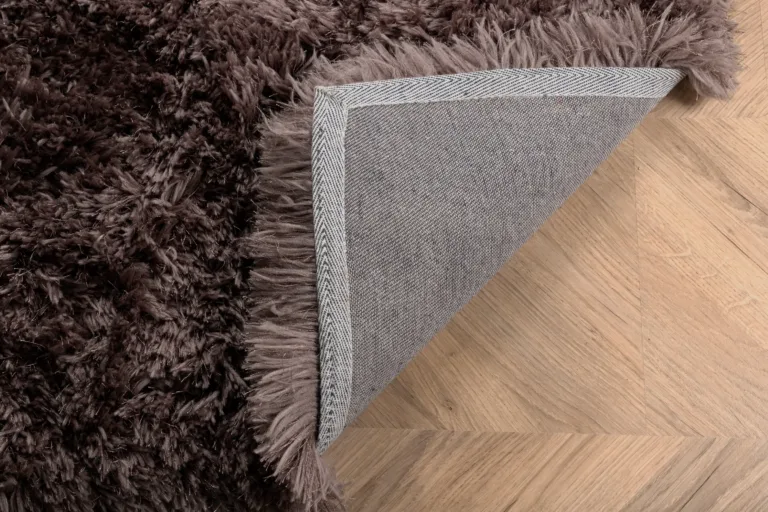 Šokolaadipruun pehme kõrge karvaga vaip Grace, 200 × 300 cm, polüester - 15701-880