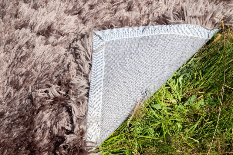 Šokolaadipruun pehme kõrge karvaga vaip Grace, 200 × 300 cm, polüester - 15701-880