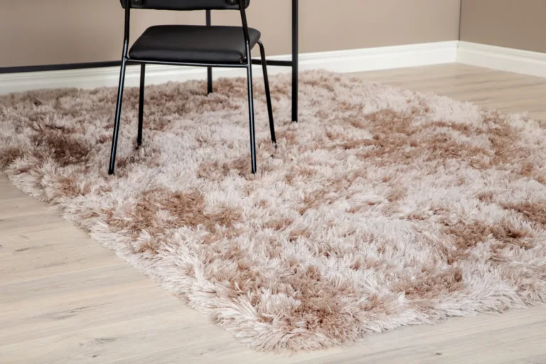 Grace beež shaggy-vaip 160x230 cm – pehme polüester - 15702-440