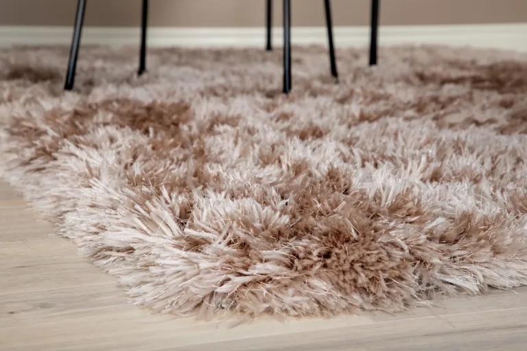 Grace beež shaggy-vaip 160x230 cm – pehme polüester - 15702-440