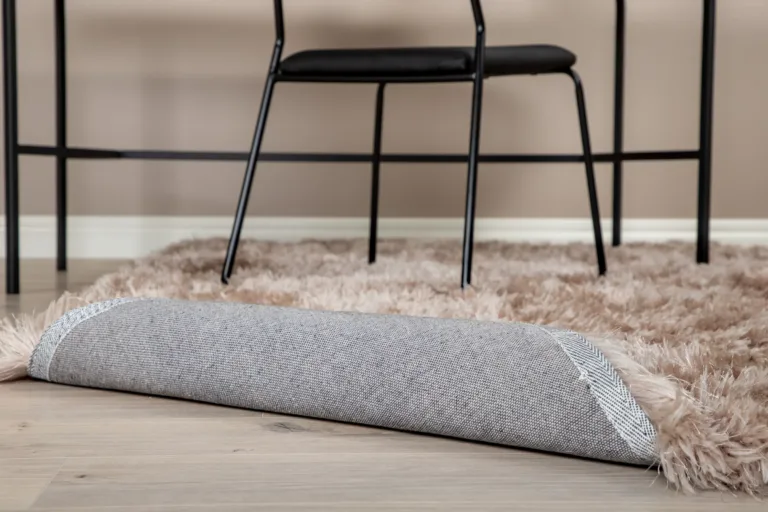 Grace beež shaggy-vaip 160x230 cm – pehme polüester - 15702-440