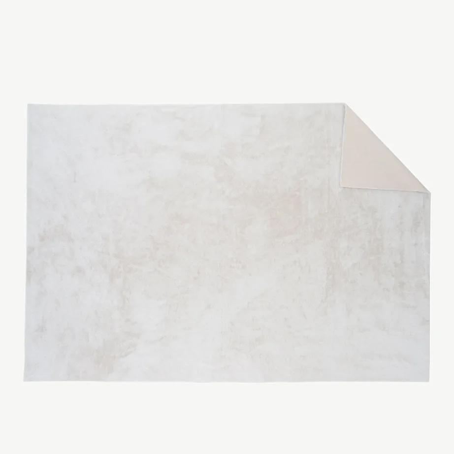 Valge siidise läikega polüestervaip Nina, 200 × 300 cm, 15706-620