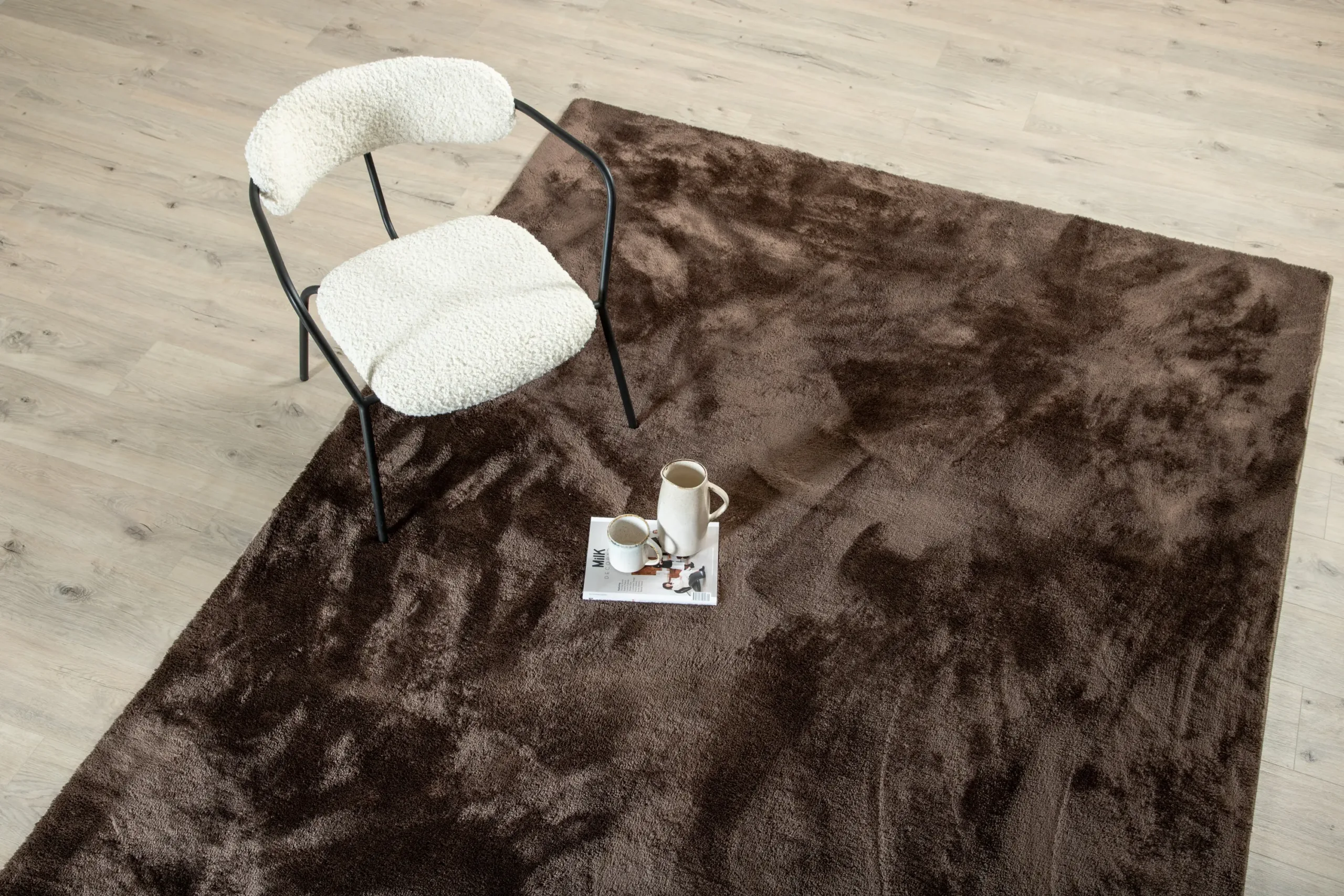 Pruunist polüestrist pehme vaip Blanca, 200 × 300 cm - 15711-118