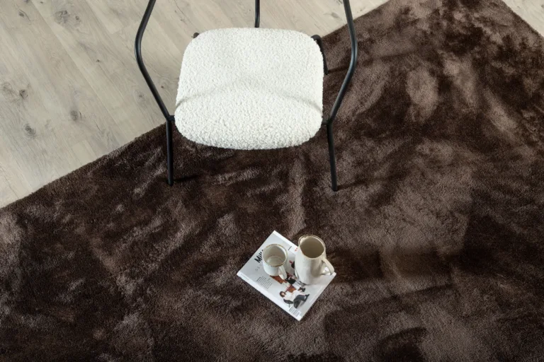 Pruunist polüestrist pehme vaip Blanca, 200 × 300 cm - 15711-118