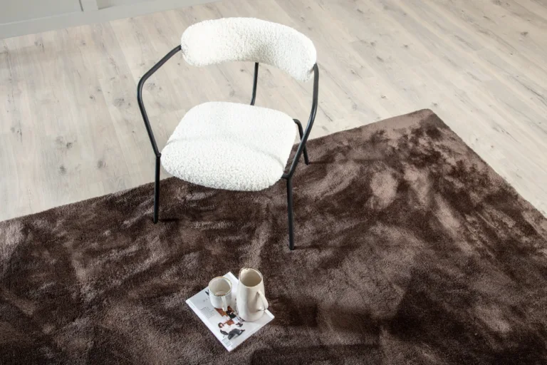 Pruunist polüestrist pehme vaip Blanca, 200 × 300 cm - 15711-118
