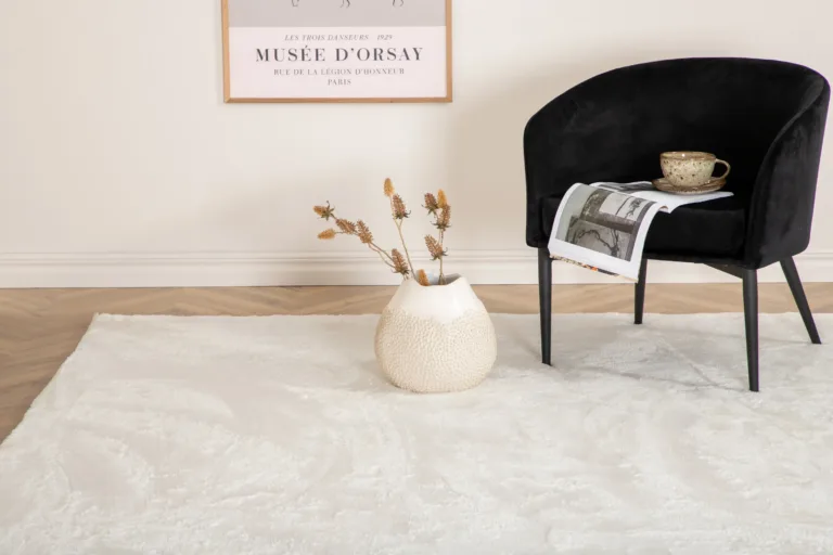 Valge pehme polüestervaip Blanca, 160 × 230 cm - 15712-530