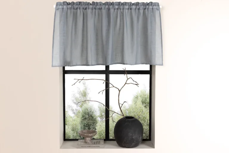 Helehall poolläbipaistev polüesterkardin Kaya 250×55 cm - 15922-605