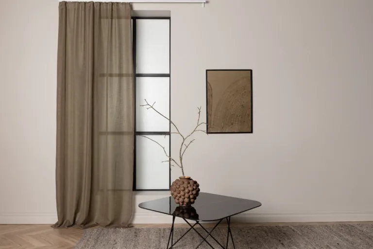 Pruun multi-band kinnitusega polüesterkardin Kaya, 140 × 240 cm, 2 tk komplektis - 15923-603