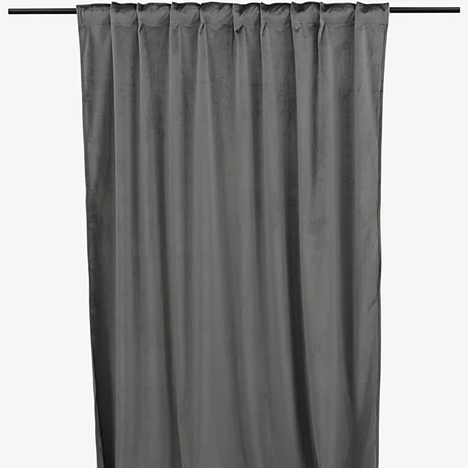 Mary tumehall sametkardin, 135 × 250 cm (polüester), 15925-705 – 3