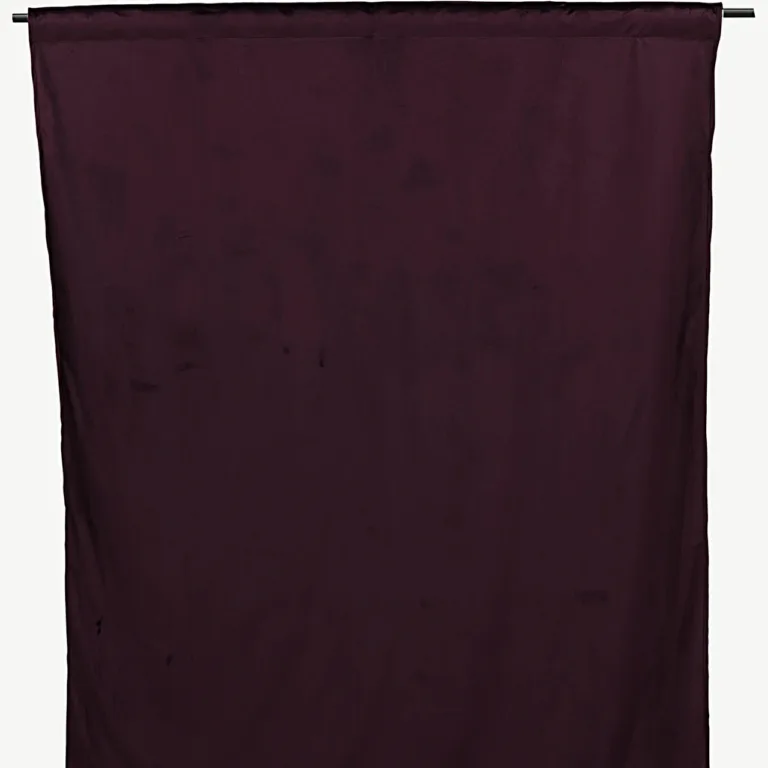 Läikivad lillad dekoratiivkardinad Mary (polüester, 135 × 250 cm, 2 tk) - 15925-709