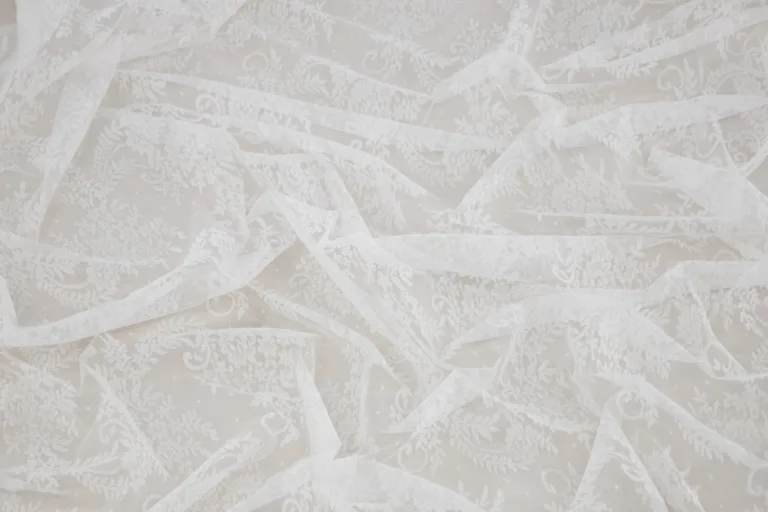 Valged pitskangast kardinad Daisy, multifunktsionaalne pael, 140 × 240 cm (2 tk) - 15928-801