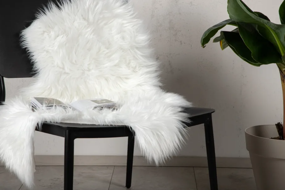 Valge kunstlambanaha vaip Katy (60 × 90 cm), 15937-301 – 3