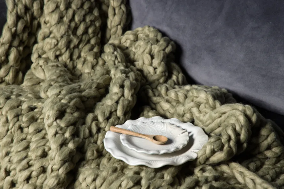 Kate’i polüesterpleed, sammalrohelist tooni, 130 × 170 cm, 15940-204 – 5